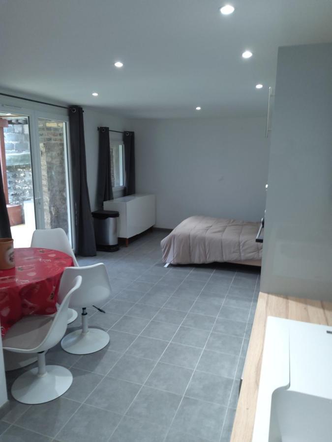 Meuble Avec Cour Daire Sotteville-lès-Rouen Dış mekan fotoğraf